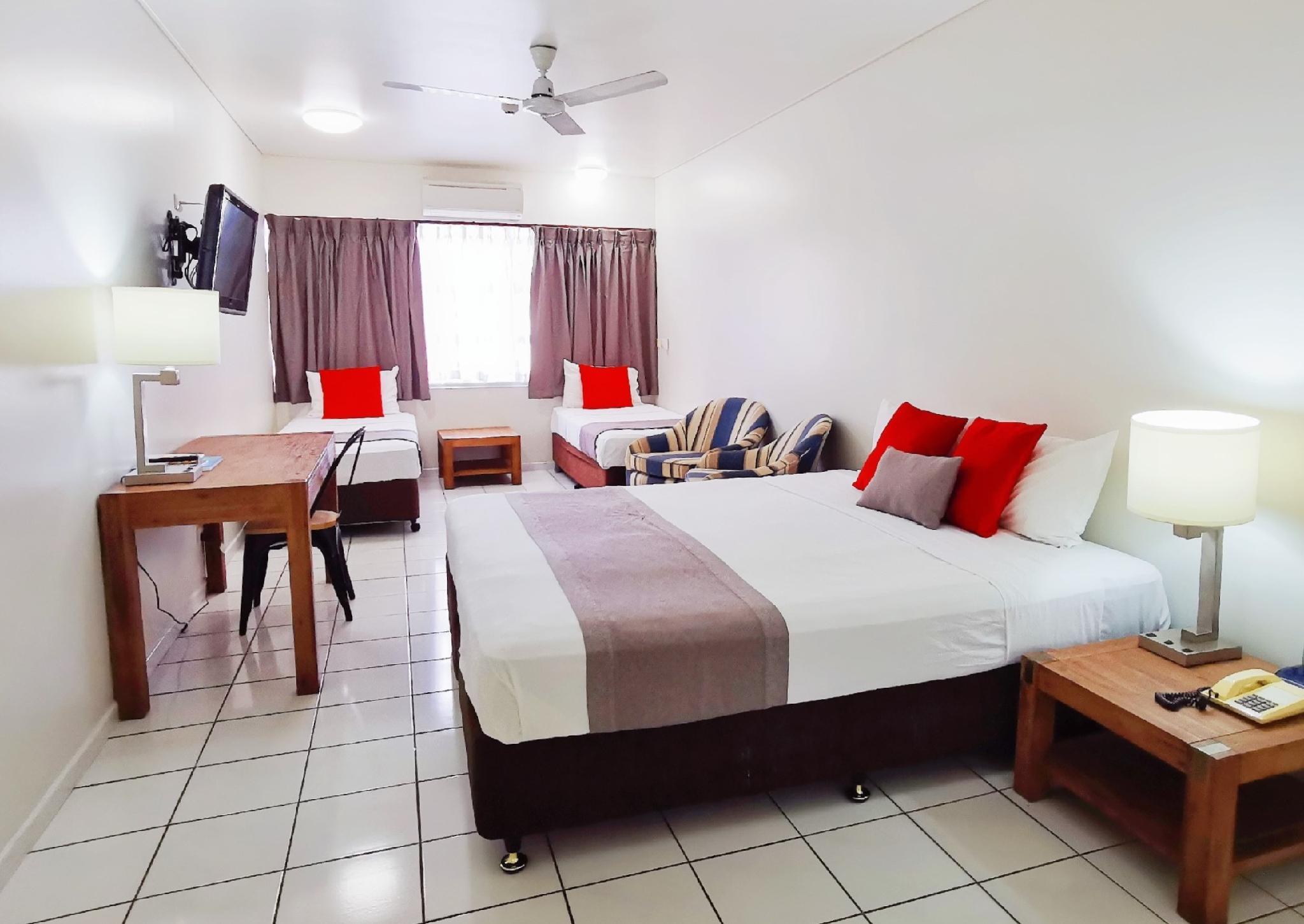 Hides Hotel Кернс Екстериор снимка